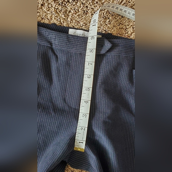 CALVIN KLEIN GRAY PINSTRIPE MODERN FIT DRESS WORK PANTS. - Picture 7 of 8